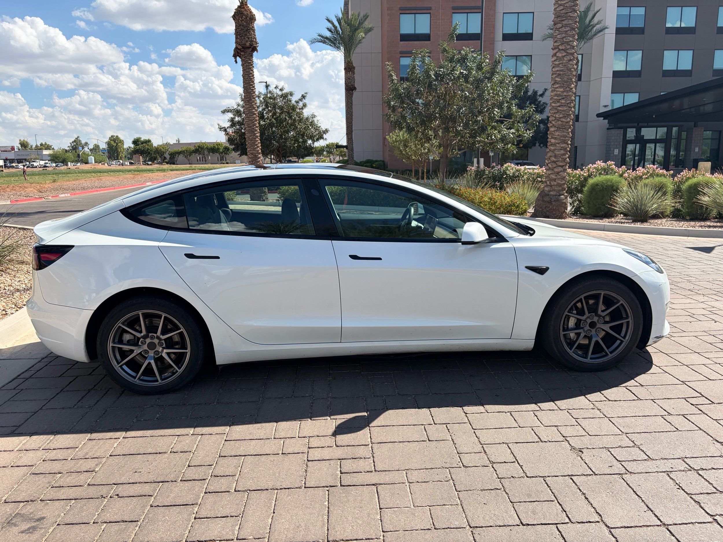 tesla model 3 2023 5YJ3E1EA6PF478702 image tesla model 3 2023 5YJ3E1EA6PF478702 image